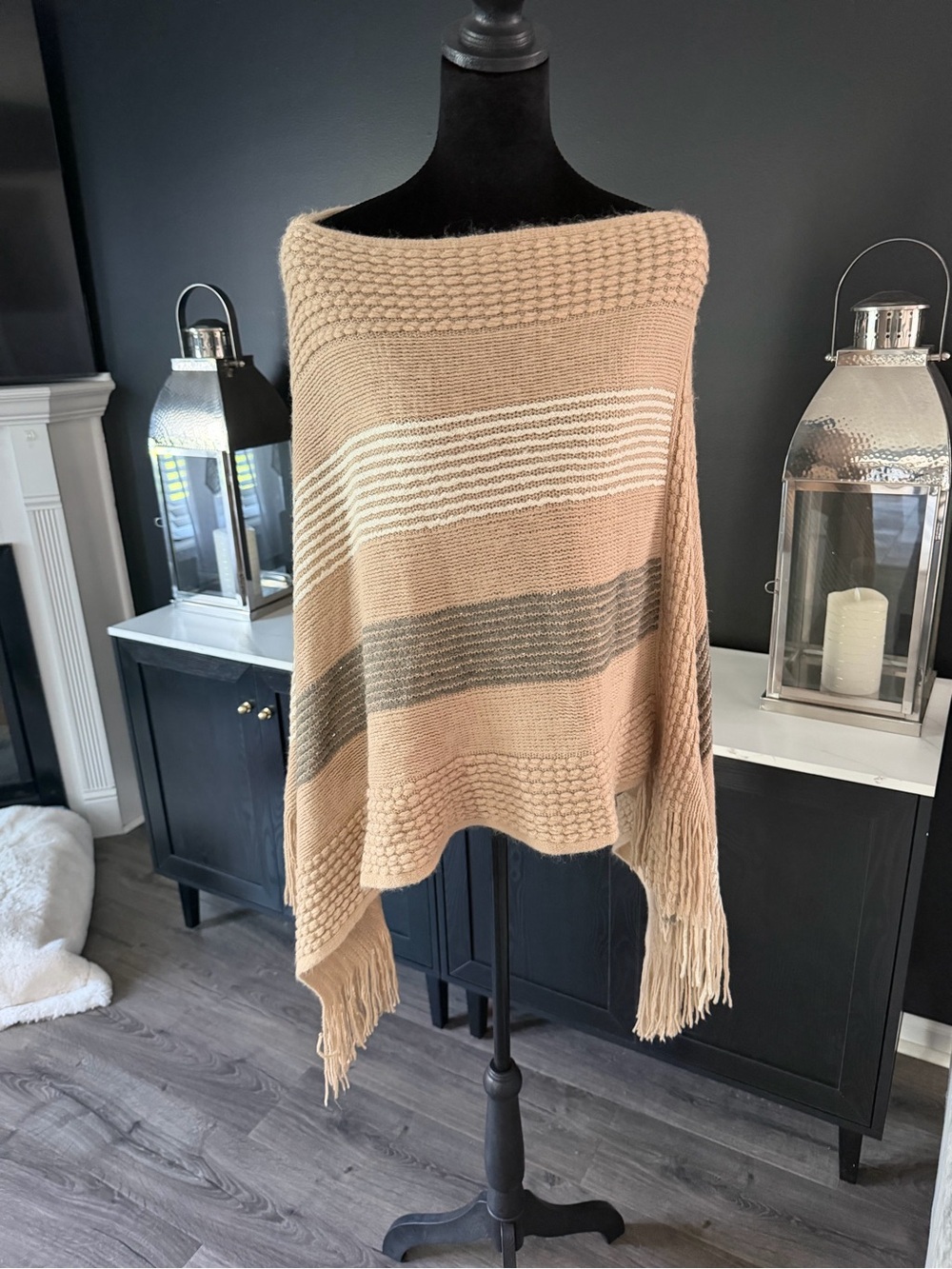 Northern Angel Knit Poncho Sweater S/M Neutral Fringe Cozy Boho Cape - Picture 2 of 6